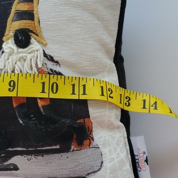 GNOME HALLOWEEN SPOOKY FALL DECORATIVE PILLOW BOO BLACK ORANGE CREAM - Picture 4 of 4